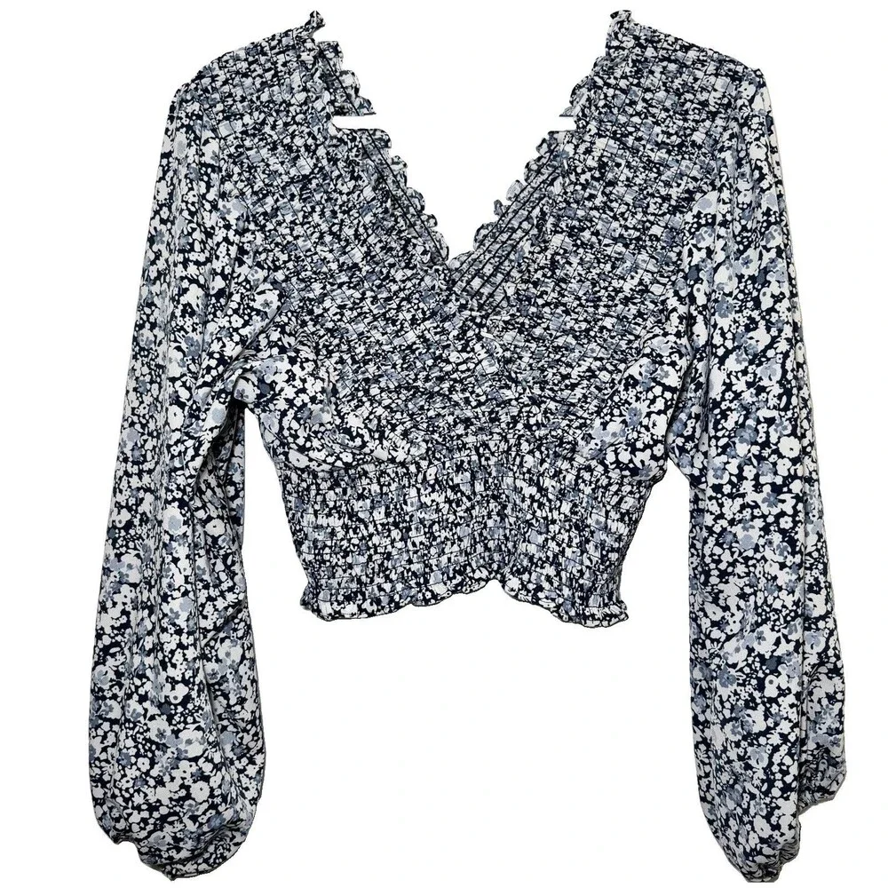 Abercrombie & Fitch Women’s Smocked Floral Crop Top Blue White Puff Sleeve